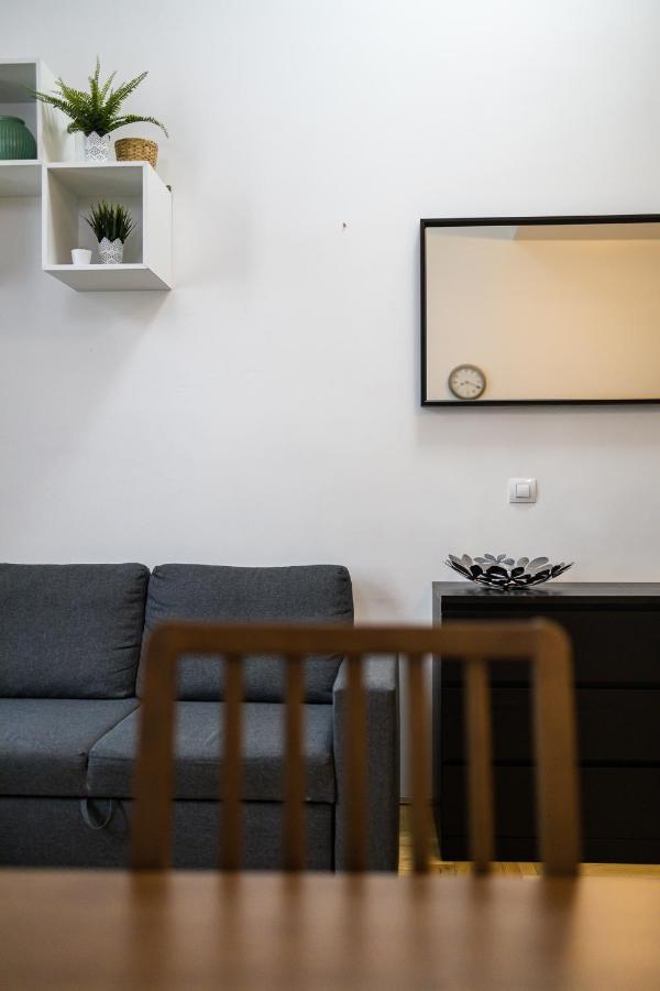بودابست Cosy 1 Bedroom Apartment In Gozsdu Court المظهر الخارجي الصورة